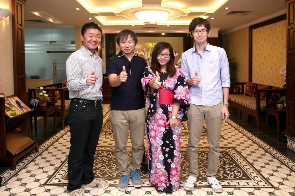Hanoi Emotion Hotel Екстер'єр фото